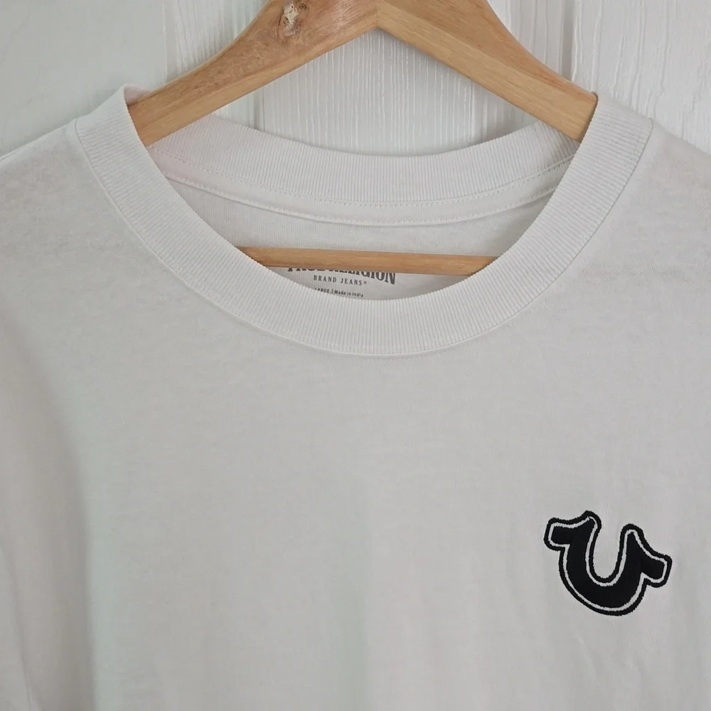 NWT True Religion Men's Emboidered Patch Logo Short Sleeve Tshirt White SZ Large